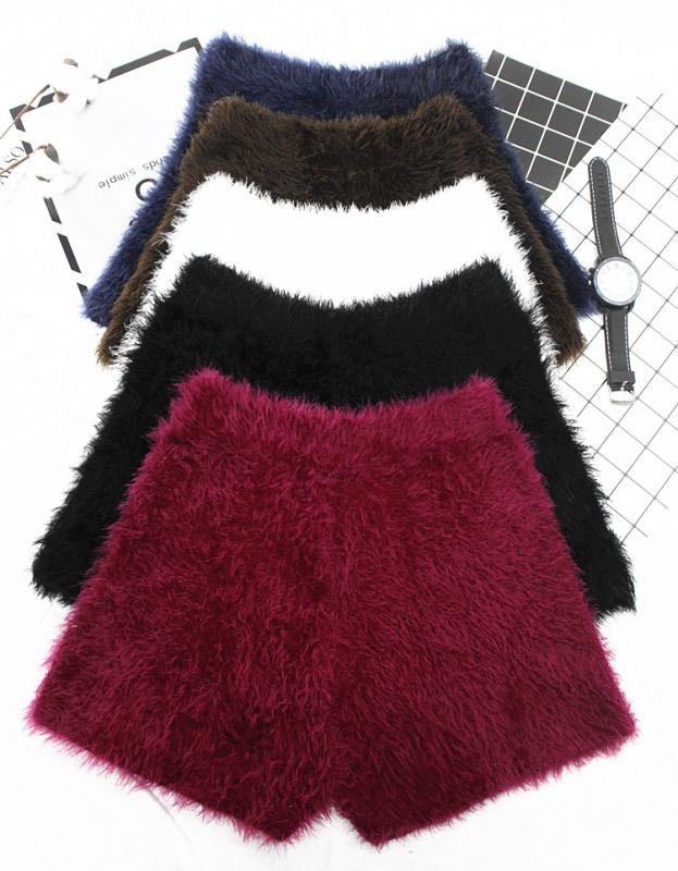 Autumn and winter women' thick mohair fur shorts high waist stretch knitted bootsthick fur warm short trousers, Burgundy shorts
Autumn and winter women' thick mohair fur shorts high waist stretch knitted bootsthick fur warm short trousers, Burgundy shorts