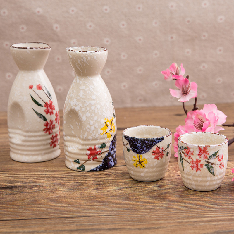Japanese Sake Set Creative Ceramic Wine Set Home Insulation Wine Glass Ceramics Sake Art flowers and birds
Japanese Sake Set Creative Ceramic Wine Set Home Insulation Wine Glass Ceramics Sake Art flowers and birds