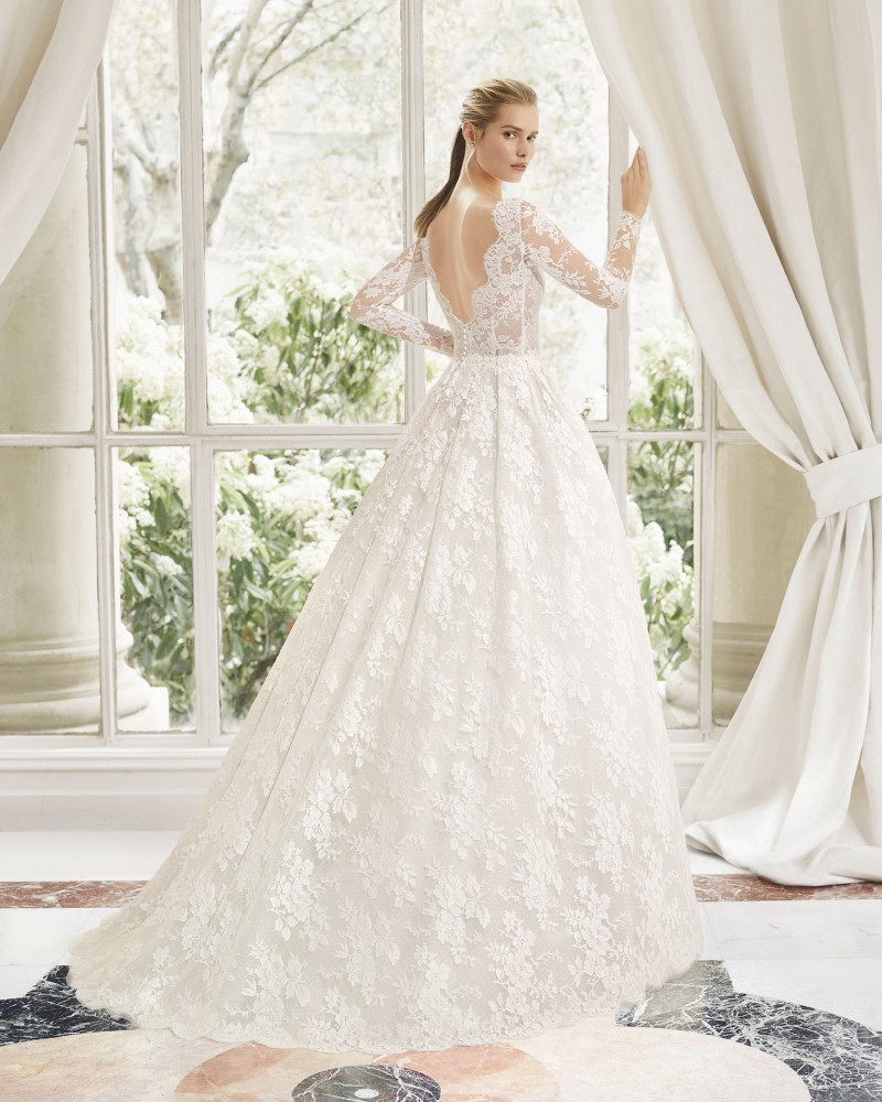 long sleeve beach wedding dresses lace appliqued sweep train wedding dress a line garden country bridal gowns