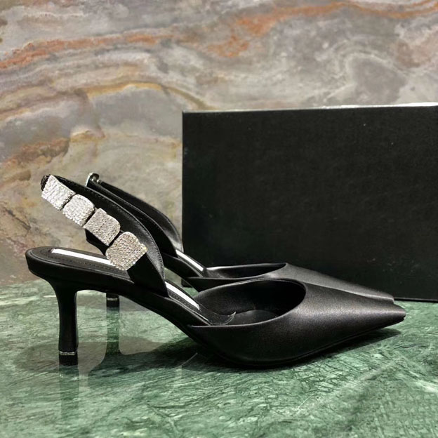 2020 new top designer shoes fashion pointy real leather high heels sandals women's dress wedding shoes 6.5cm diamond shoes 0294, Black
2020 new top designer shoes fashion pointy real leather high heels sandals women's dress wedding shoes 6.5cm diamond shoes 0294, Black