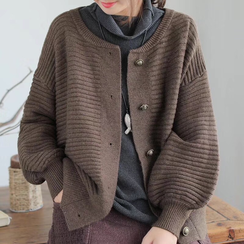 Vintage Fashion Cardigan Women Knitted Tops Sweater O Neck Winter Long Sleeve Loose Ladies Cardigan Coat 2018, Black
Vintage Fashion Cardigan Women Knitted Tops Sweater O Neck Winter Long Sleeve Loose Ladies Cardigan Coat 2018, Black