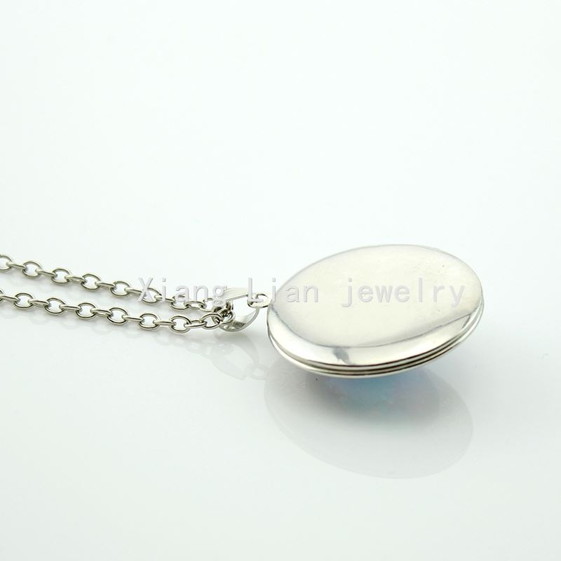 Fashion- newest glass cabochon jewelry locket necklace Newest mix 32 sport team accessory gift for female friend male friendNF043