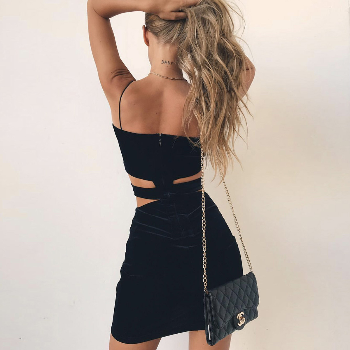 8501 sexy black bra waist hollow strap dress
8501 sexy black bra waist hollow strap dress