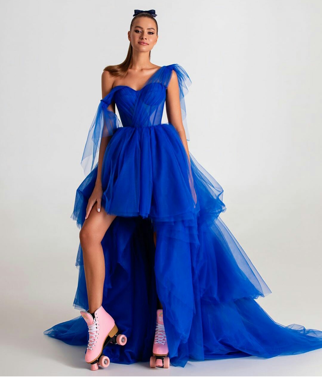 Royal Blue Tulle Evening Dresses Sexy Off Shoulder Hi Lo Prom Dress Sweep Train Long Formal Party Gowns