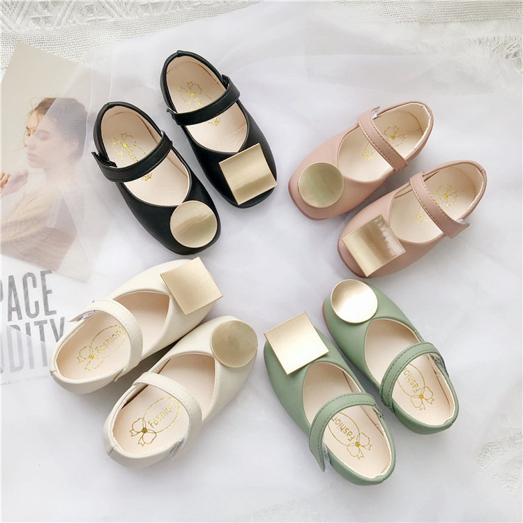 Children's Leather Shoes Pure Color Kids Shoes for Girls Autumn Little Girl Princess Baby Soft Shoe Infant Girl Grandma Shoes
Children's Leather Shoes Pure Color Kids Shoes for Girls Autumn Little Girl Princess Baby Soft Shoe Infant Girl Grandma Shoes