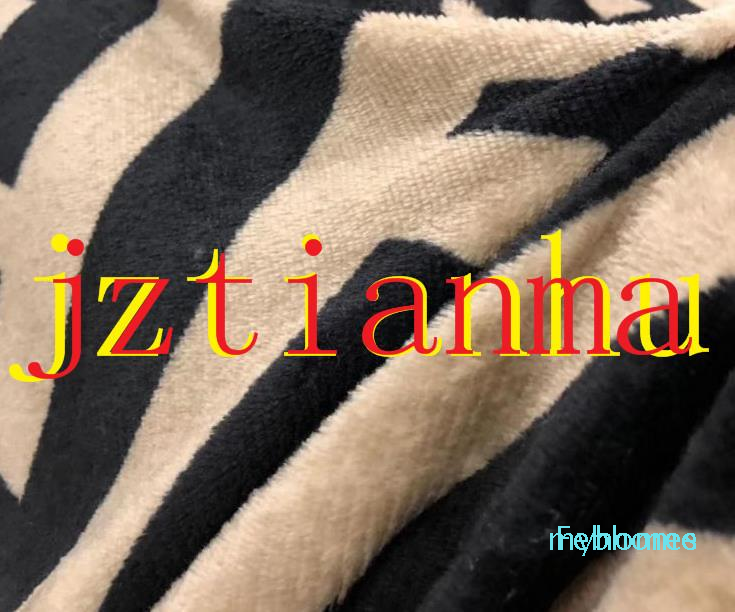 2020 Full FF Letter Multi Function Blanket New Soft Office Siesta Blanket Adult Children Air Conditioning Blanket
2020 Full FF Letter Multi Function Blanket New Soft Office Siesta Blanket Adult Children Air Conditioning Blanket