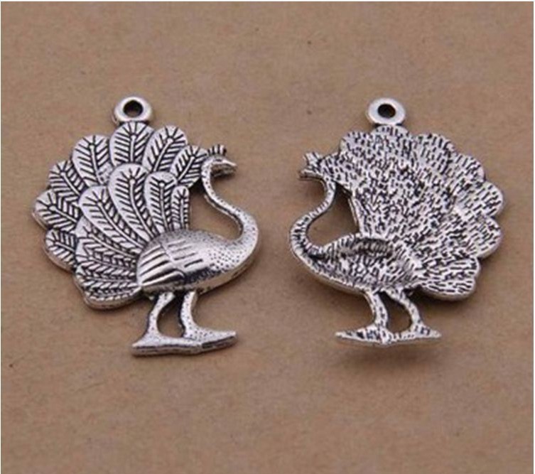 B5720 24*35mm Peacock Ancient Silver Combine Gold Product Parts Diy50 Individual / Package 4.8 g
B5720 24*35mm Peacock Ancient Silver Combine Gold Product Parts Diy50 Individual / Package 4.8 g