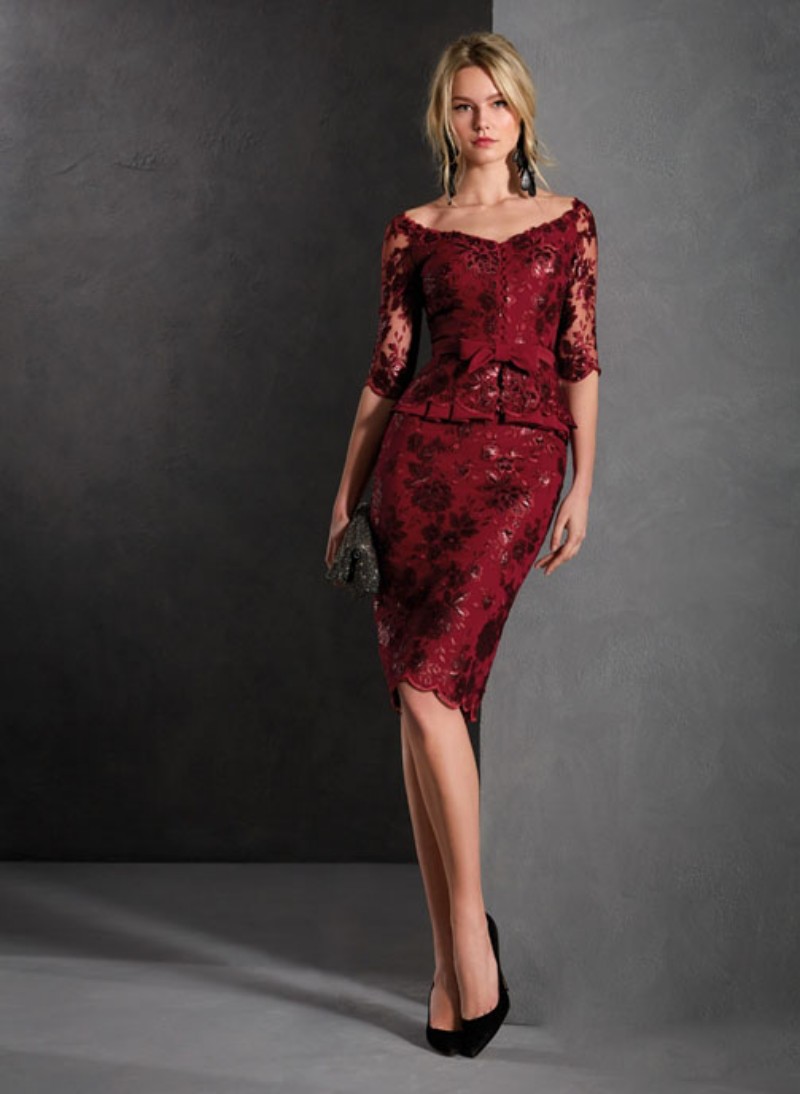 Dark Red Mother Of Bride Dresses Sheath Half Sleeves Lace Applique Formal Evening Gowns Knee Length Plus Size Prom Dresses