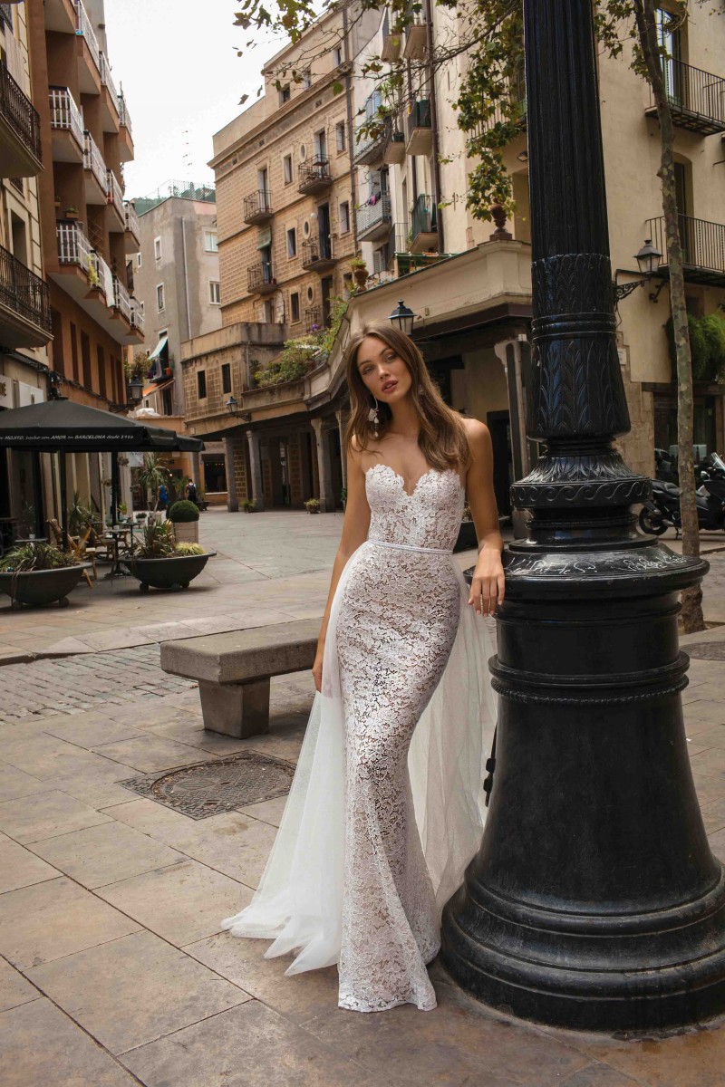 berta lace mermaid wedding dresses with detachable train v neck backless sweep train bridal gowns custom made wedding dress