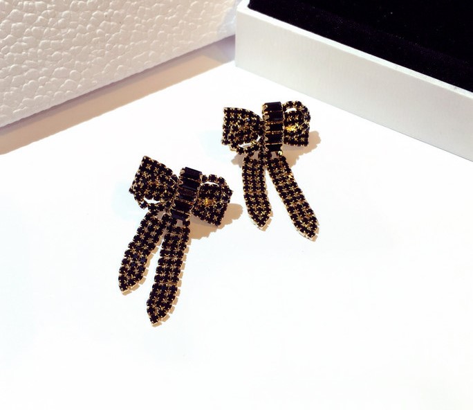 Whole style ins fashion luxury designer super glittering diamonds zircon cute lovely bow stud earrings for woman girls4787001