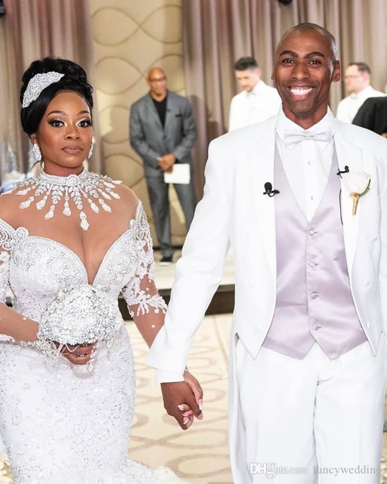 2019 Plus Size Mermaid Wedding Dresses Beads Crystal Lace Appliqued Court Train Modest Wedding Dress Long Sleeves African Bridal Gowns