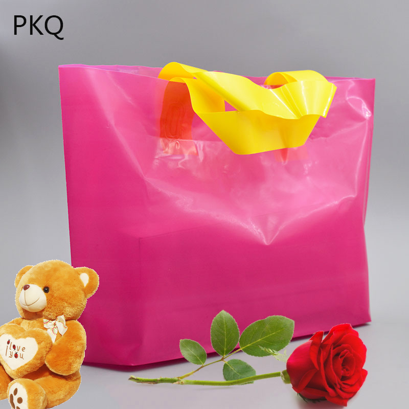 2019 Hot New Fashion Wholesale plastic bag with handle 50pcs Simple Beautiful Small Plastic Gift Bags With Handle clothing bag
2019 Hot New Fashion Wholesale plastic bag with handle 50pcs Simple Beautiful Small Plastic Gift Bags With Handle clothing bag