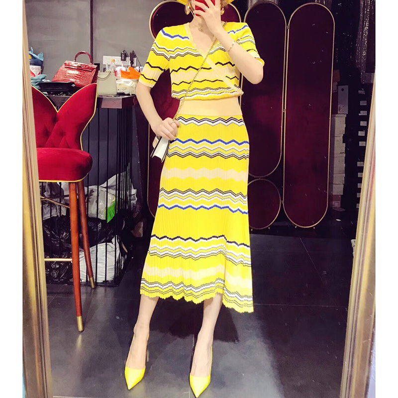 Hit Color Striped Yellow Knitted Set 2019 Summer V-neck Short Sleeve T Shirt and High Waist A-line Midi Skirt Set Two Piece Sets
Hit Color Striped Yellow Knitted Set 2019 Summer V-neck Short Sleeve T Shirt and High Waist A-line Midi Skirt Set Two Piece Sets
