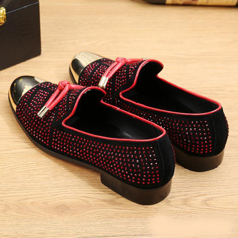 Hot Sale Casual Formal groomsmen Shoes For Men Black Genuine Leather Tassel Men Wedding groom Shoes Gold Metallic Studded Loafers 3 Colors
