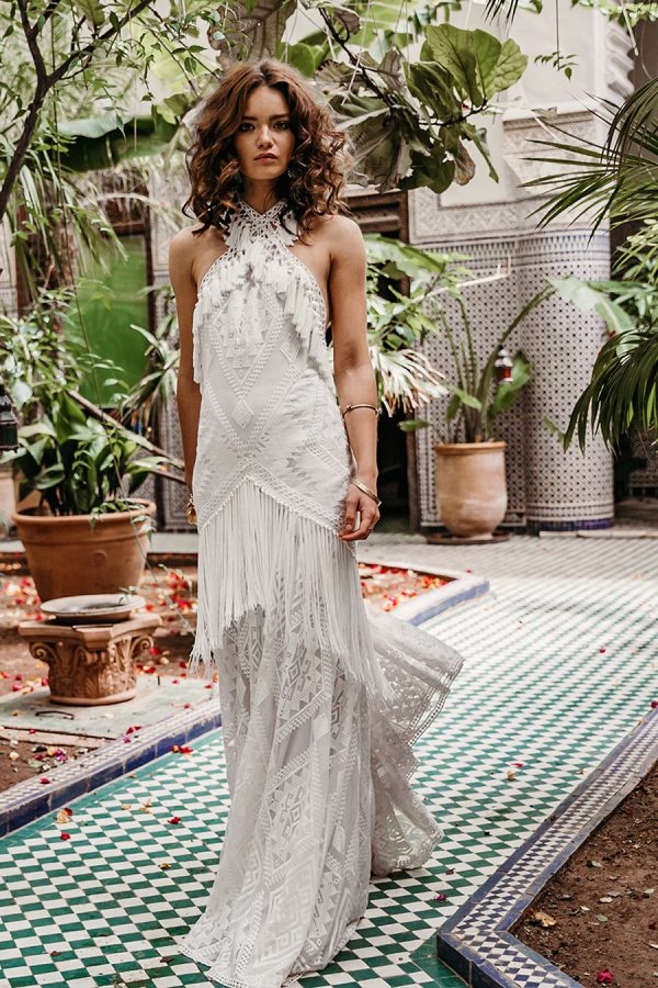 Punk Style Mermaid Wedding Dresses Halter Lace Appliqued Tassel Sweep Train Backless Vintage Bohemian Wedding Dress Custom Made Bridal Gowns