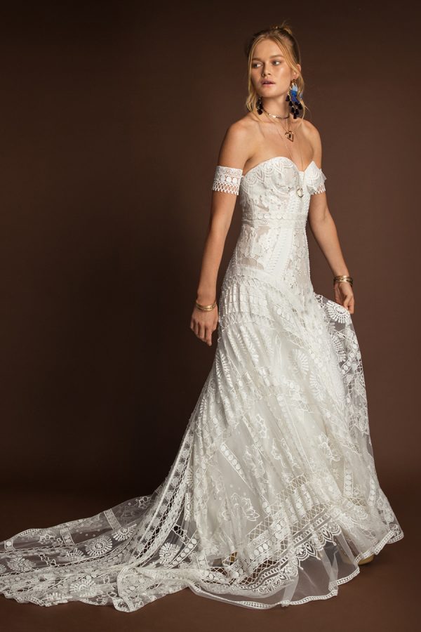 2019 Chic Bohemian Wedding Dresses Sweetheart Sweep Train Lace Appliqued Mermaid Wedding Dress Custom Plus Size Vestido De Novia