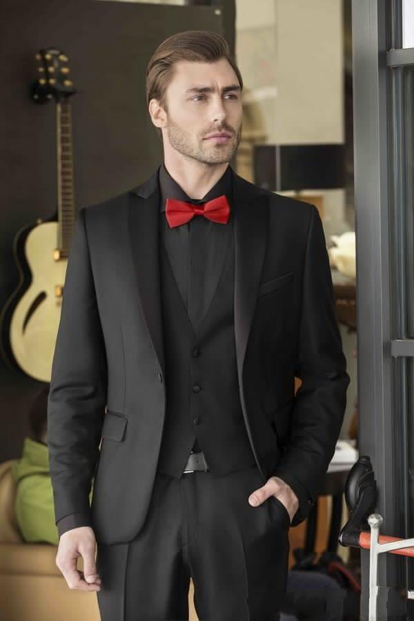 High Quality One Button Black Wedding Groom Tuxedos Peak Lapel Groomsmen Men Formal Prom Suits (Jacket+Pants+Vest+Tie) W153