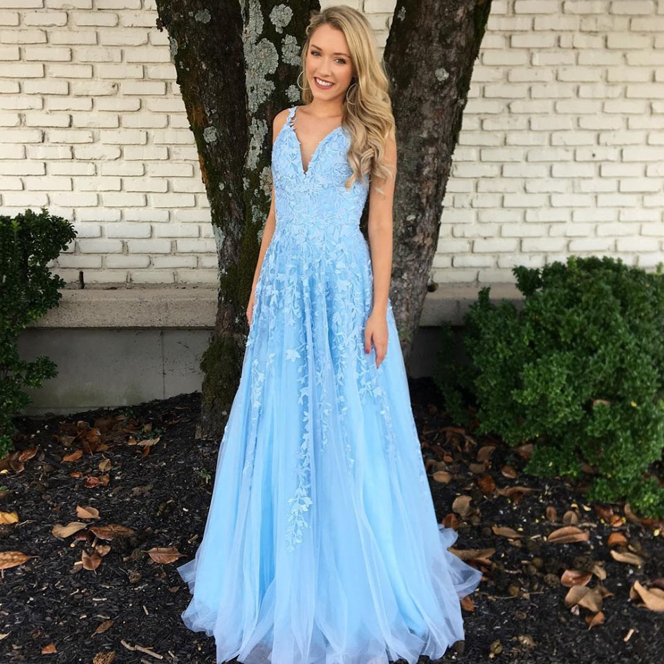 Elegant Blue Lace Appliques Long Prom Dresses Sexy V-Neck Sleeveless A-Line Prom Gowns Spaghetti Strap Vestidos De Gala