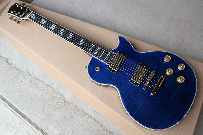 Blue body Flame Maple Veneer Electric Guitar with Golden hardware,2 pickups,Fixed bridge,Body binding,can be customized
Blue body Flame Maple Veneer Electric Guitar with Golden hardware,2 pickups,Fixed bridge,Body binding,can be customized