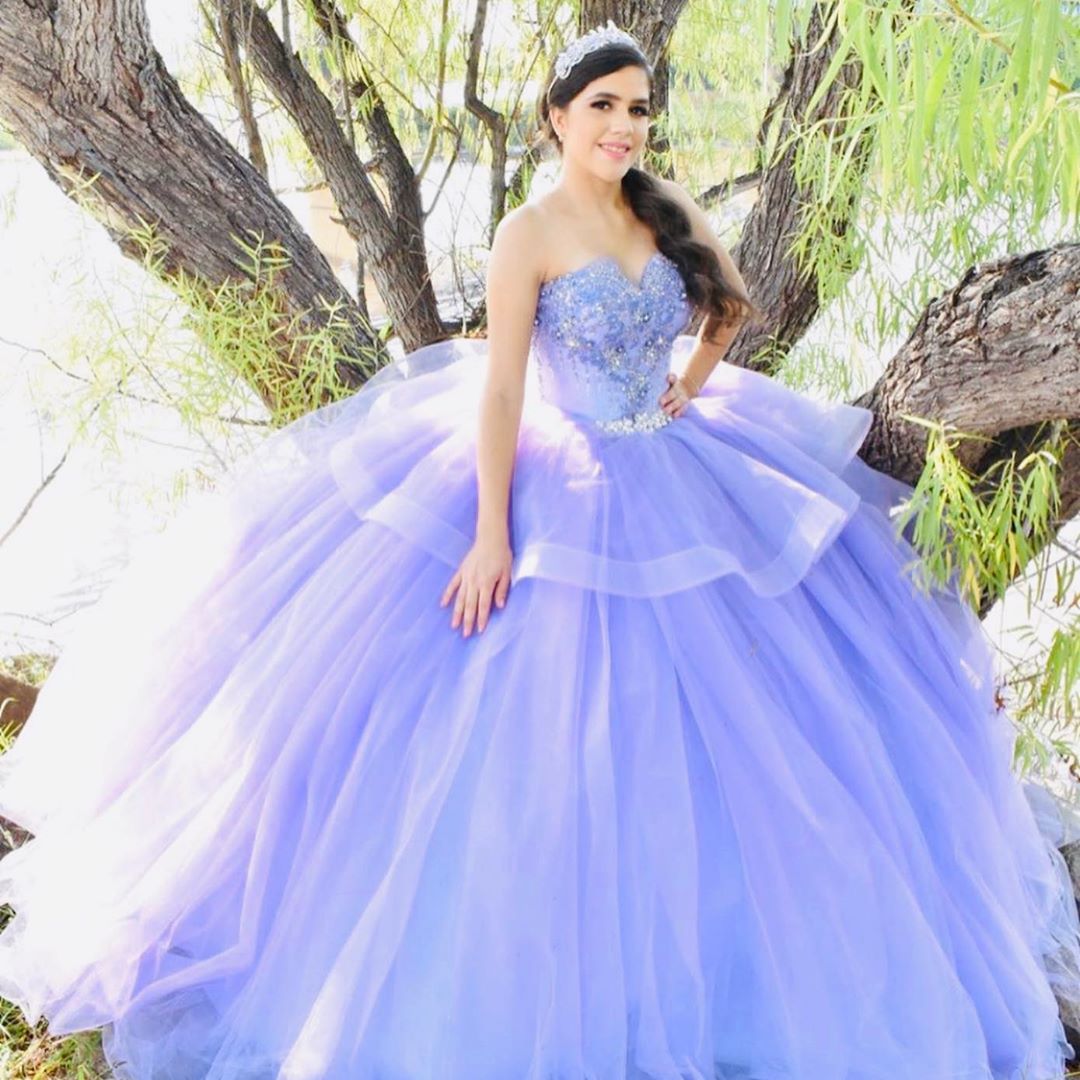 Lavender Lace Beaded Crystals Quinceanera Prom Dresses Sweetheart Ball Gown Tulle Evening Party Sweet 16 Dress ZJ106