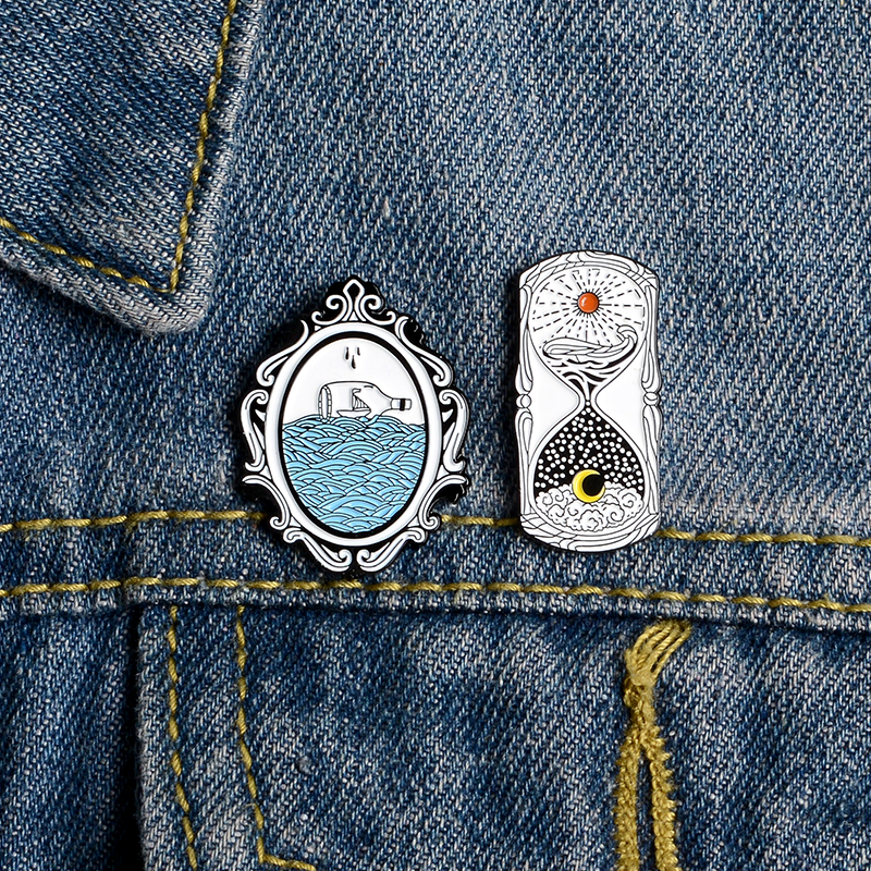 Day And Night Hourglass Lapel Enamel Pin Sea Mirror Drifting Bottle Badge Brooch Jackets Shirt Backpack Retro Jewelry Gift Friends
Day And Night Hourglass Lapel Enamel Pin Sea Mirror Drifting Bottle Badge Brooch Jackets Shirt Backpack Retro Jewelry Gift Friends