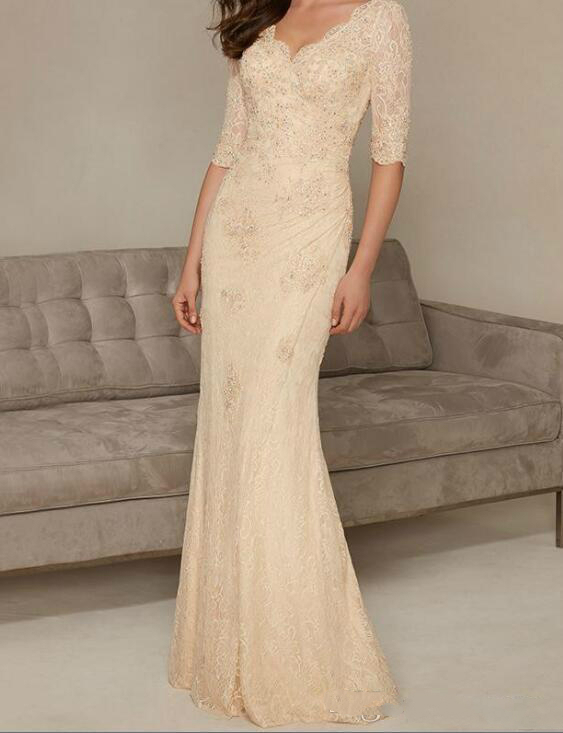 Elegant Champagne Mother of the Bride Dresses 2019 Mermaid V Neck Lace Formal Evening Dresses With Beaded Half Sleeve Long Party Gowns