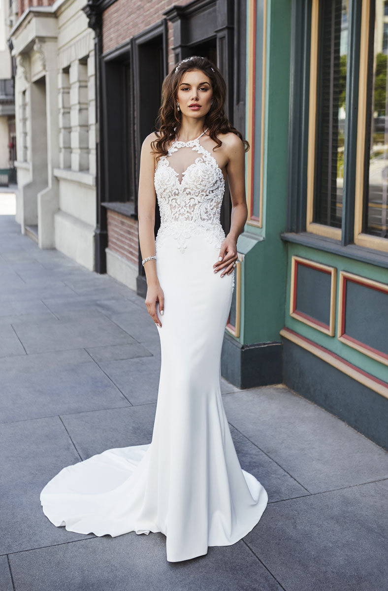 Mermaid Lace Fabulous Beaded Wedding Dresses Halter Neck Plus Size See Through Back Bridal Gowns Sweep Train Robe De Marie