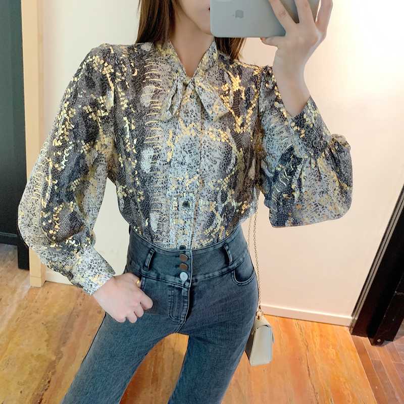 Snake Print Glitter Blouse Long Sleeve Ladies Top Bow Neck Snake Skin Shirt Fall Korean Fashion Clothing, Picture color
Snake Print Glitter Blouse Long Sleeve Ladies Top Bow Neck Snake Skin Shirt Fall Korean Fashion Clothing, Picture color