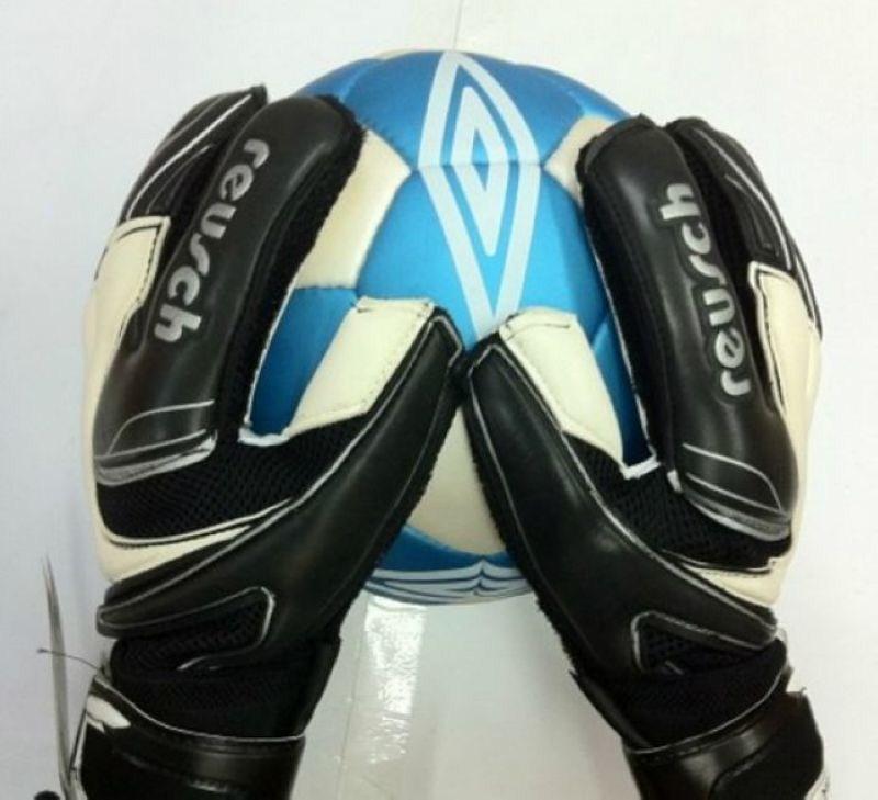 No finger protector Reusch football goals gloves goalkeeper soccer ball goalie gloves designer professional guantes portero football goalie, Black
No finger protector Reusch football goals gloves goalkeeper soccer ball goalie gloves designer professional guantes portero football goalie, Black