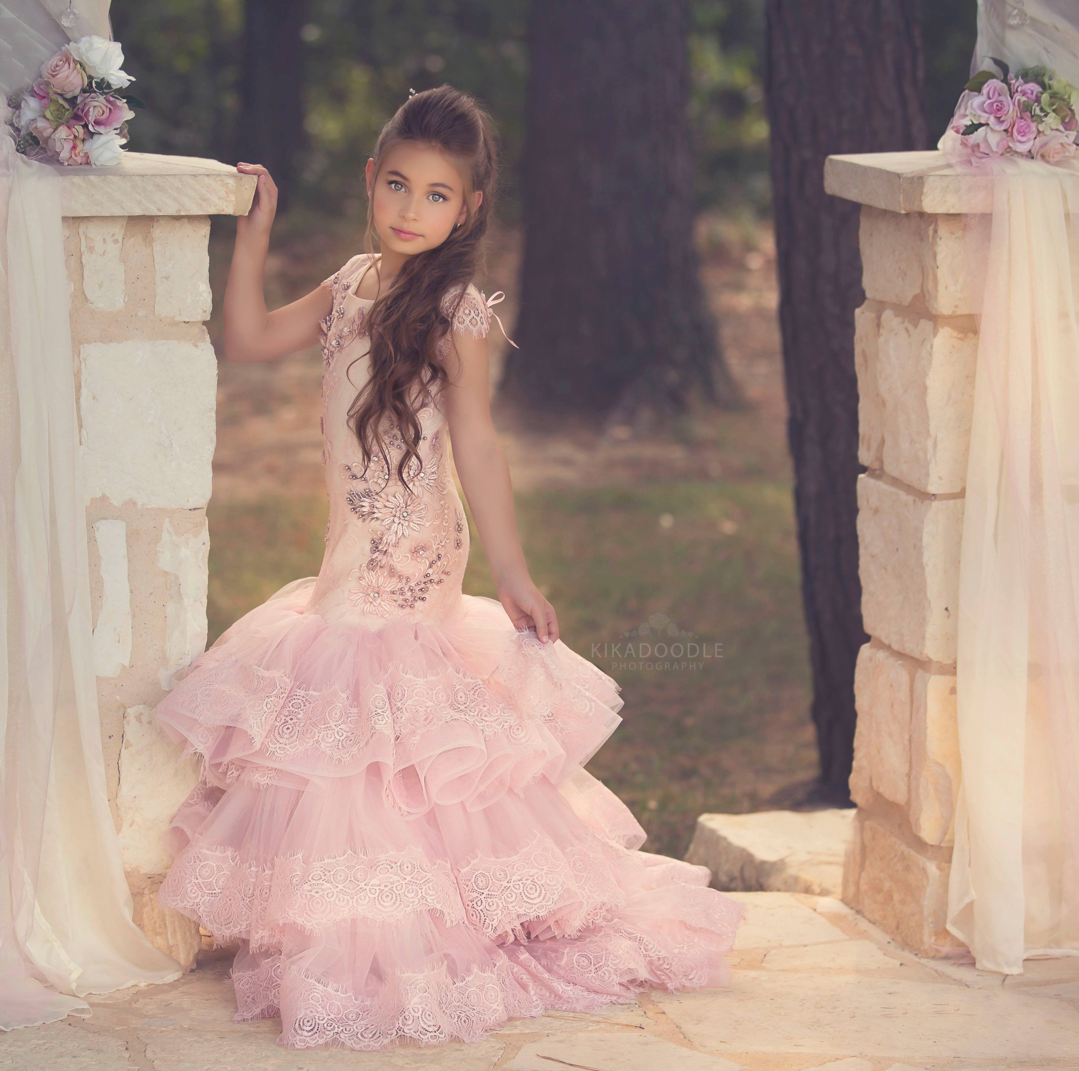 Chic Mermaid wer Girl Dresses 3D ral Appliqued Jewel Neck Pearl Girls Pageant Dress Little Kids Wedding Gowns Beautiful Party Wear