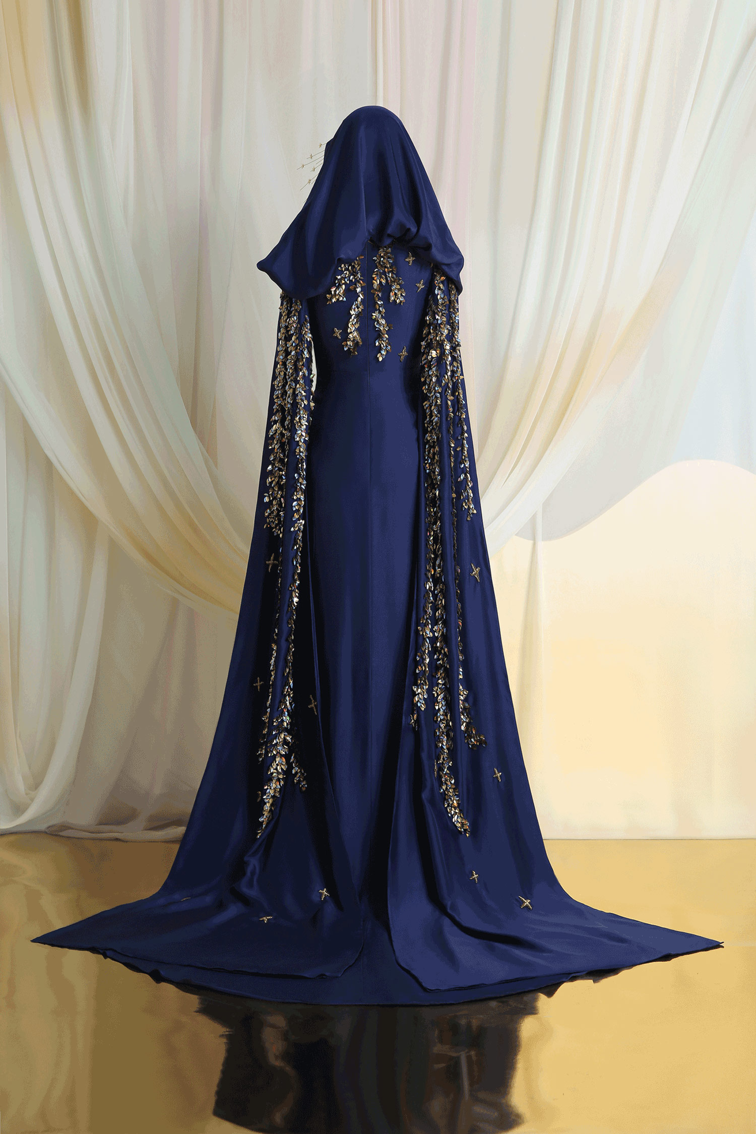 2019 Azzi&Osta Evening Dresses With Hat Satin Lace Sequins Sweep Train Vintage Prom Dress Custom Made Quinceanera Dresses
