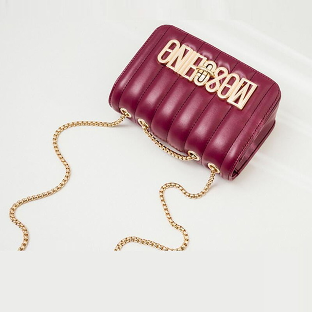 Women Bag Velour Shoulder Bag Solid Color Chain Buckle Crossbody Bolsa Feminina Luxury Handbags Women Bags Designer Sac A Main, Black 02 
Women Bag Velour Shoulder Bag Solid Color Chain Buckle Crossbody Bolsa Feminina Luxury Handbags Women Bags Designer Sac A Main, Black 02