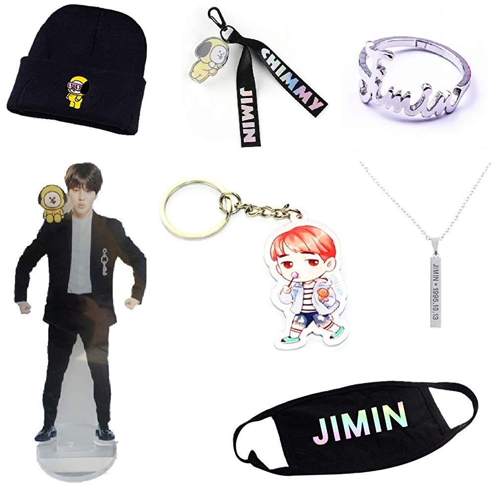 PINGJING 7Pcs/Set BTS Bangtan Boys Collection Package/T-Shaped Stand +Beanie +Key Chain+ Necklace+ Key Ring+Ring+Mouth Mask
PINGJING 7Pcs/Set BTS Bangtan Boys Collection Package/T-Shaped Stand +Beanie +Key Chain+ Necklace+ Key Ring+Ring+Mouth Mask