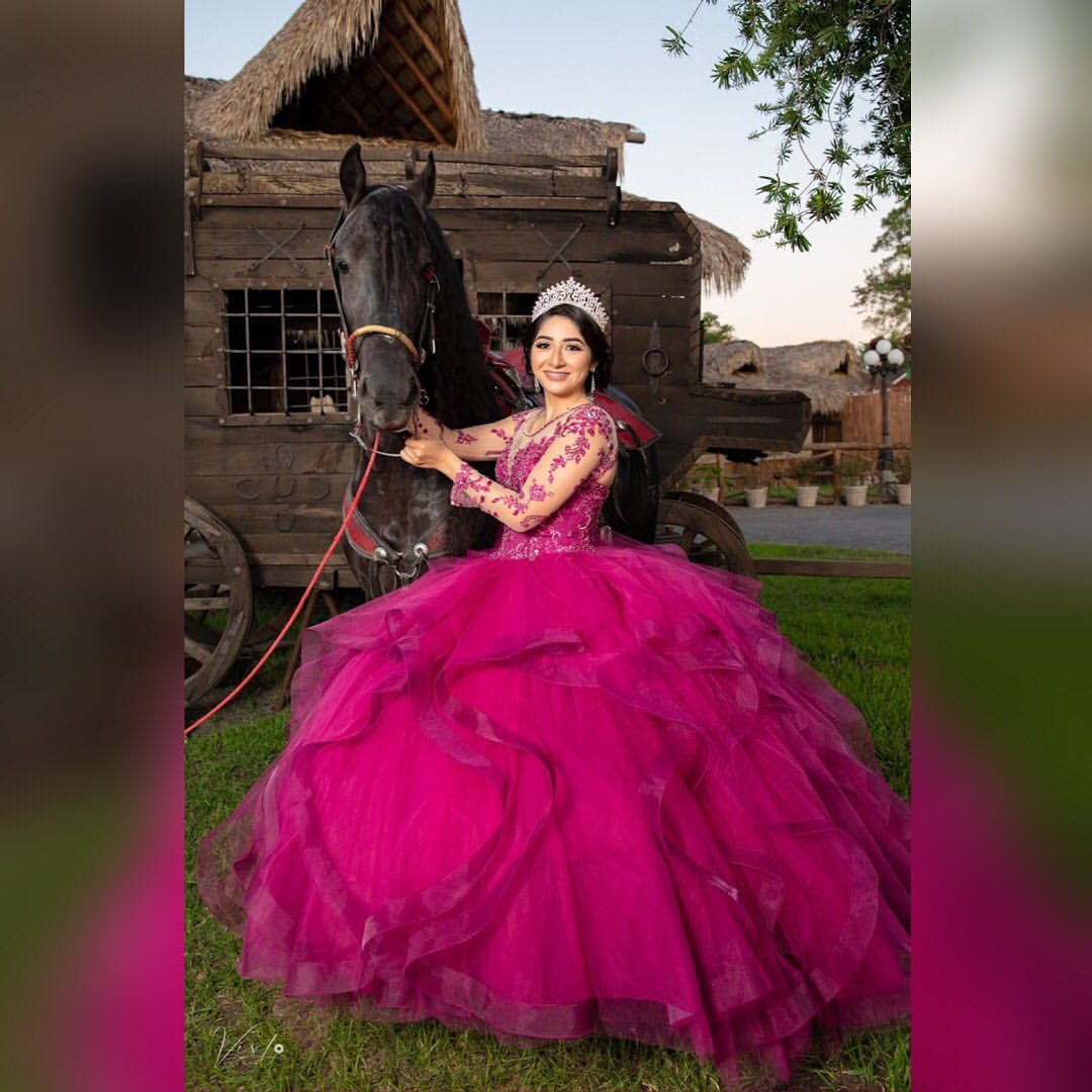 Fuchsia Lace Beaded Quinceanera Prom Dresses Sheer Neck Long Sleeves Tiers Tulle Ball Gown Evening Party Sweet 16 Dress