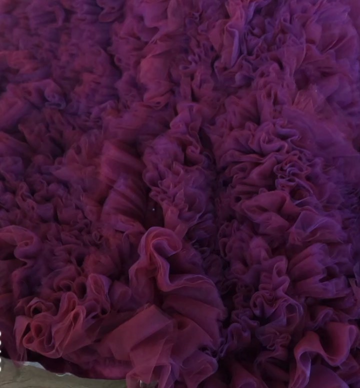 Ruffles Mermaid Evening Dresses Luxury Beaded Sequins V Neck Half Sleeves Prom Dress Tiered Cascading Sweep Train Formal Party Gown