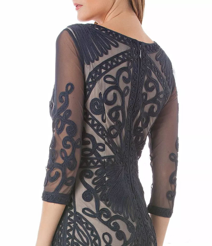 Elegant Knee Length Mother Of The Bride Dresses Jewel Neck 3/4 Long Sleeve Lace Appliqued Wedding Guest Dress