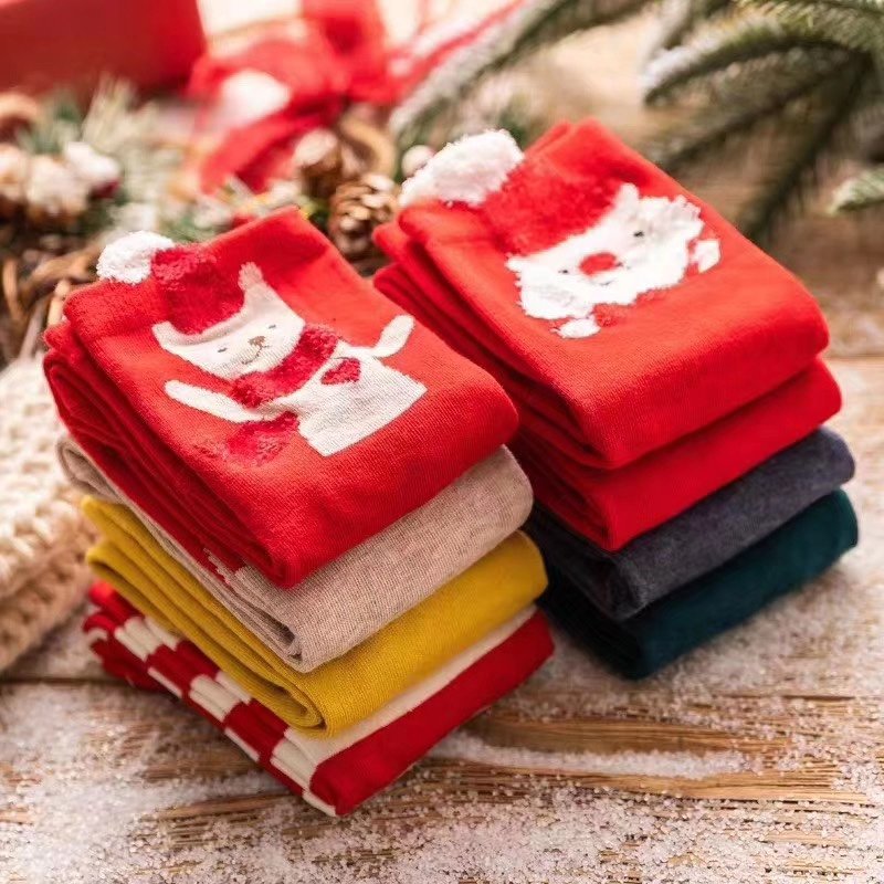4 Pairs for 1Box Christmas Sock Breathable Socks Youthful Style Patterns Xmas Fashion Designer Socks Free Size 37030, Mixed
4 Pairs for 1Box Christmas Sock Breathable Socks Youthful Style Patterns Xmas Fashion Designer Socks Free Size 37030, Mixed
