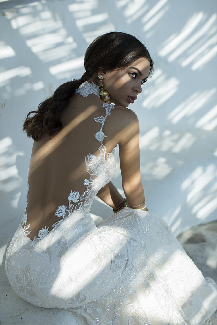 Sexy Mermaid Wedding Dresses High Neck Lace Appliqued Bead Sweep Train Backless Beach Wedding Dress Boho Plus Size Bridal Gowns