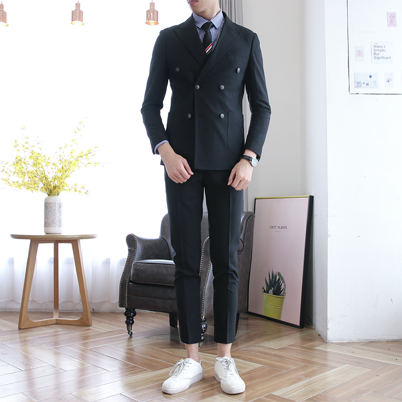 2020 Korean men's British fashion men's suit casual double-breasted handsome slim small suit sets two-piece, Black
2020 Korean men's British fashion men's suit casual double-breasted handsome slim small suit sets two-piece, Black