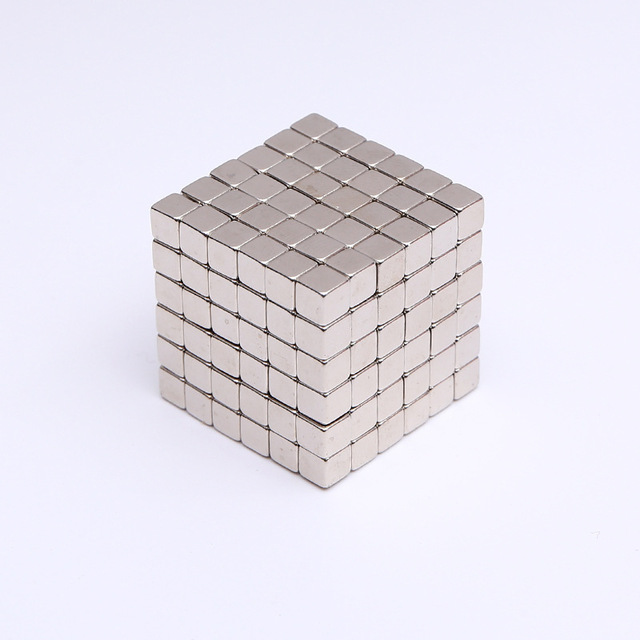 New 5mm 216pcs Neodymium Magnetic Magic Cube Magnets Puzzle Blocks Balls with Metal Christmas Kid Gift Super DIY Assemble Magnet
New 5mm 216pcs Neodymium Magnetic Magic Cube Magnets Puzzle Blocks Balls with Metal Christmas Kid Gift Super DIY Assemble Magnet