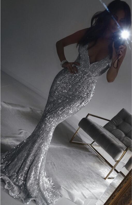 Glitter Sequined Silver Prom Dresses Long Maxi Party Gowns Stretch Navy Blue Sequin Backless V Neck Evening Formal Dress Cheap