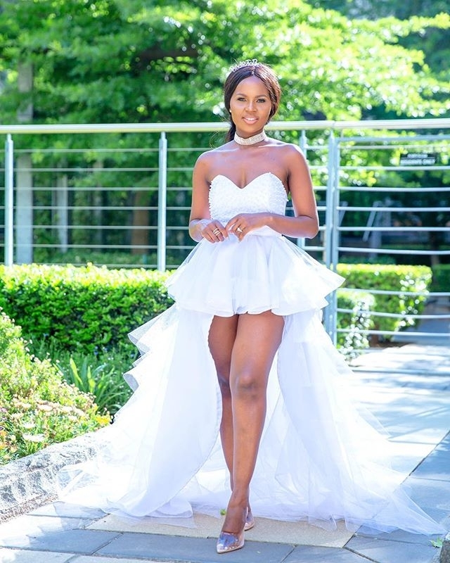 White Tulle High Low Prom Dresses Sweetheart Pearls Bow Waist Charming Black Girls Graduation Party Gowns Tieres Skirt Cocktail Dresses, Red
White Tulle High Low Prom Dresses Sweetheart Pearls Bow Waist Charming Black Girls Graduation Party Gowns Tieres Skirt Cocktail Dresses, Red
