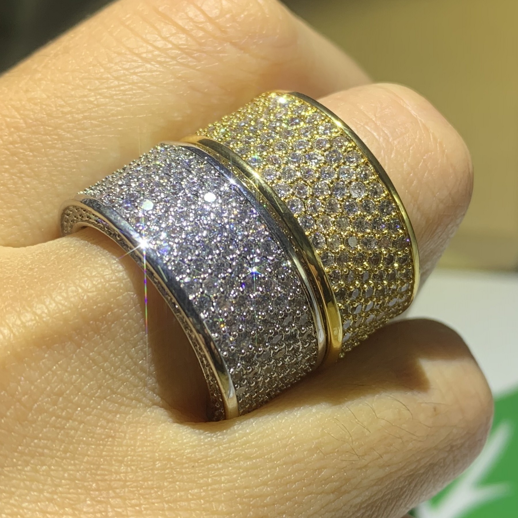 Choucong Hot Sale SParkling Luxury Jewelry 10KT White Gold Fill Pave Micro Sapphire CZ Diamond Gemstones Wedding Circle Band Ring for Women