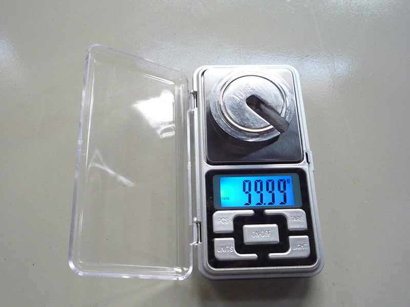 wholesale Mini Electronic Digital Scale Jewelry weigh Scale Balance Pocket Gram LCD Display Scale With Retail Box 500g/0.1g 200g/0.01g Best quality