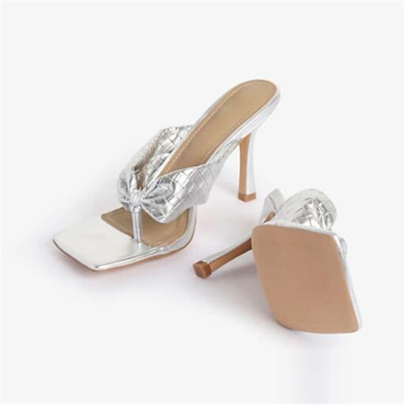 2020 Summer Women snake print Glisten Mules sandals slippers women high heels flip flops square toe slides party shoes 42, 1 black
2020 Summer Women snake print Glisten Mules sandals slippers women high heels flip flops square toe slides party shoes 42, 1 black