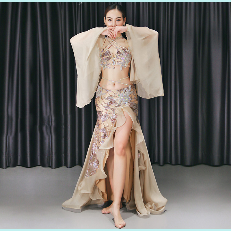 Women 2 piece of Performance of Belly Dancing Show in Costume Bra+fish Tail skirt Dance Cothing Belly dance competition Dress, Gold
Women 2 piece of Performance of Belly Dancing Show in Costume Bra+fish Tail skirt Dance Cothing Belly dance competition Dress, Gold