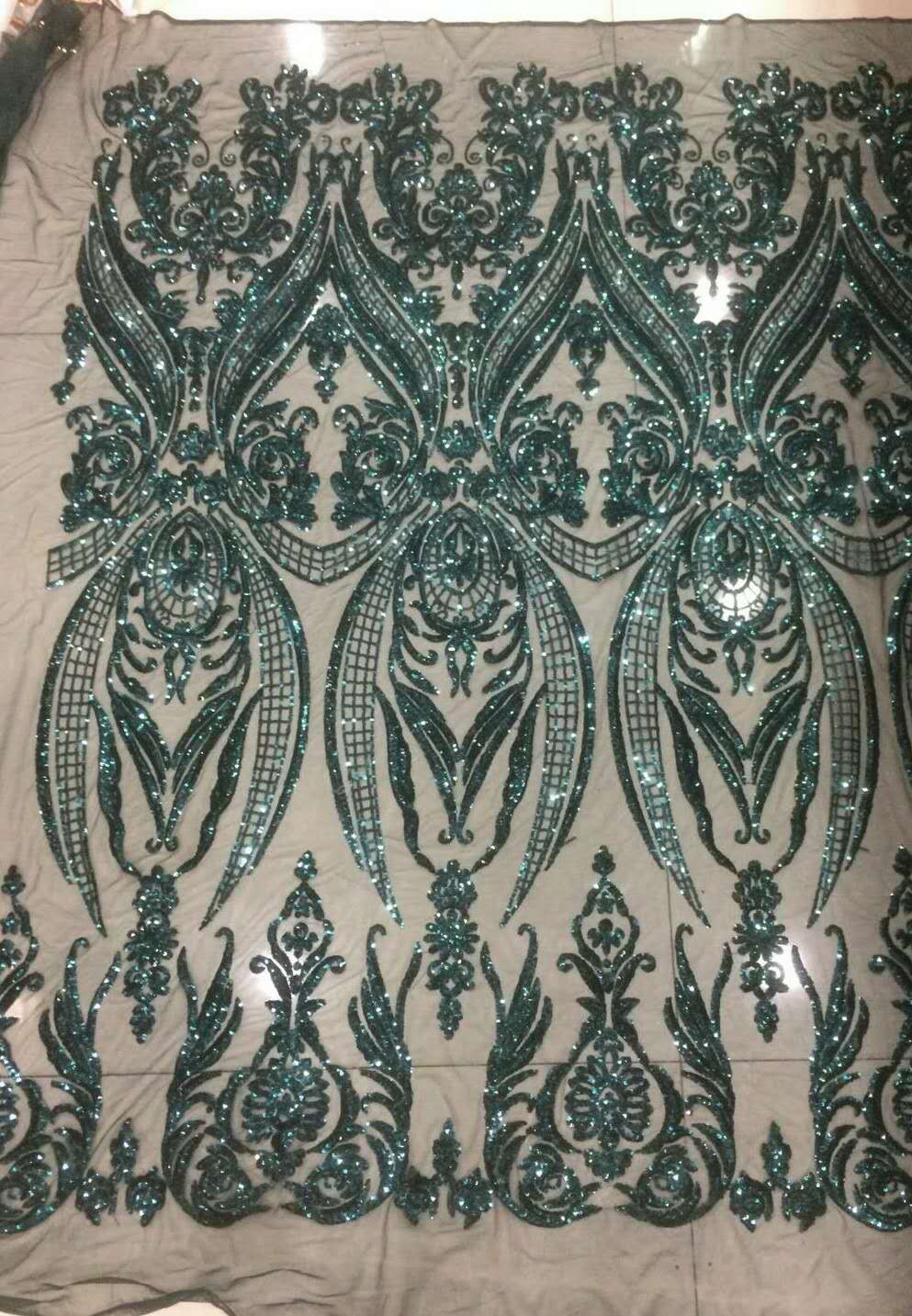 Sparkly Sivler Sequined Mermaid Prom Dresses Halter Backless Appliques Long Pageant Dress Women Girls Bridesmaid Special Occasion Gowns Custom Made