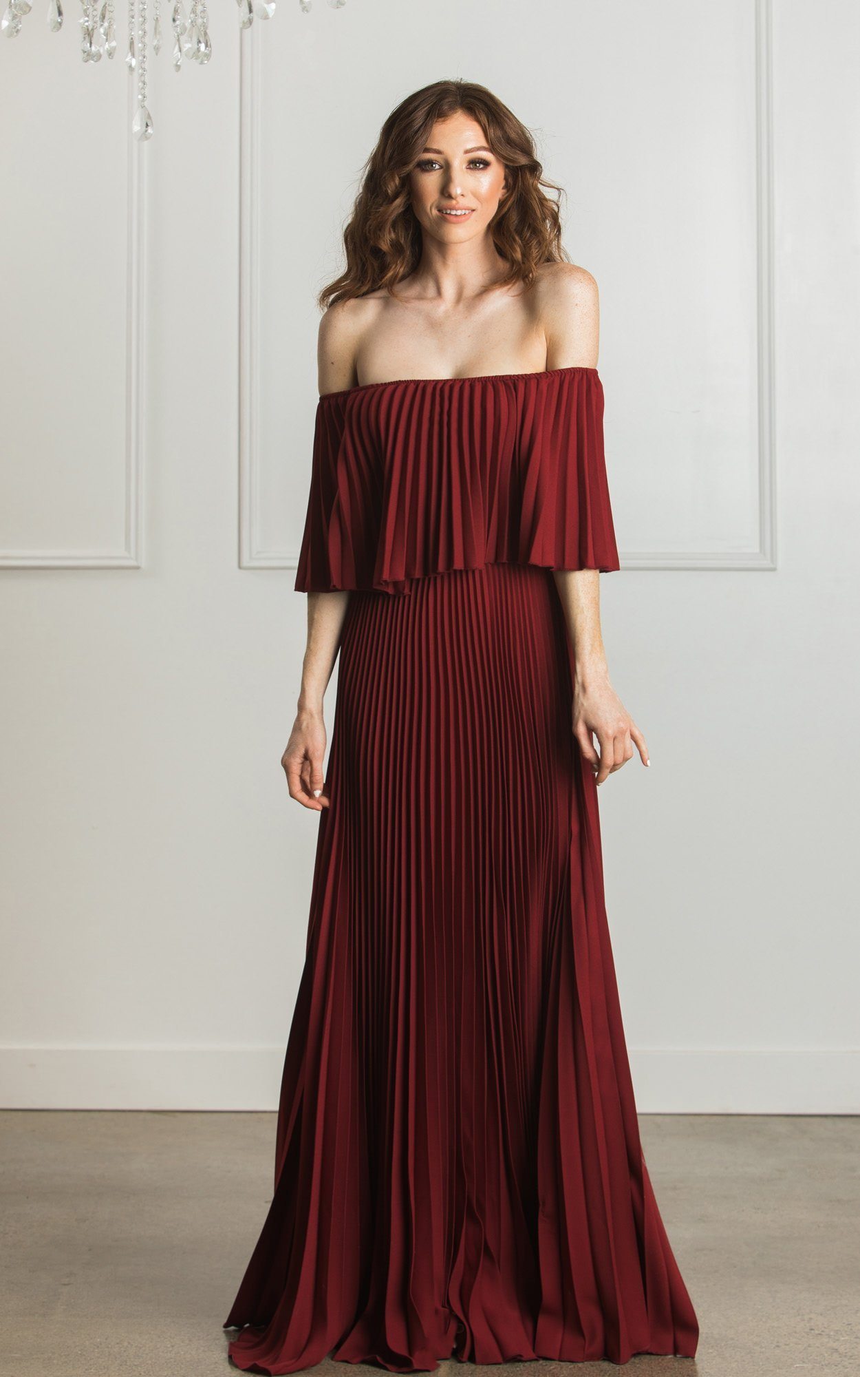 2019 Cheap Burgundy Bridesmaid Dresses Off The Shoulder Summer Country Garden Church Formal Wedding Party Guest Maid of Honor Gown