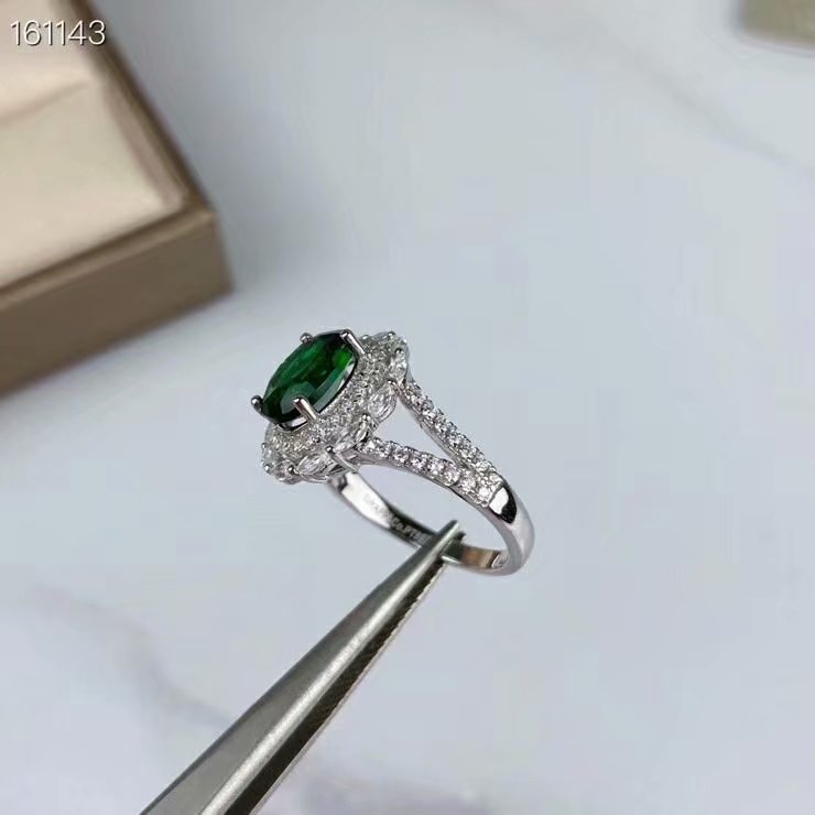 New spot emerald ring green 18karat gold inlaid emerald zircon inlaid superior green zircon
