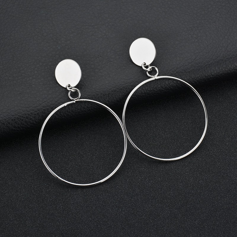 New Punk Style Silver Gold Color Big Circle Dangle Earrings For Women Simple Fashion Geometric Drop Earring Wedding Party Gifts
New Punk Style Silver Gold Color Big Circle Dangle Earrings For Women Simple Fashion Geometric Drop Earring Wedding Party Gifts